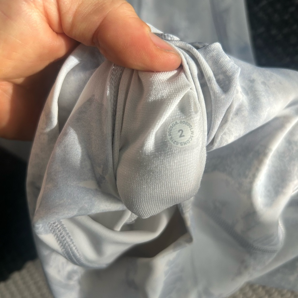 Lululemon White Patterned Wunder Under - image 3